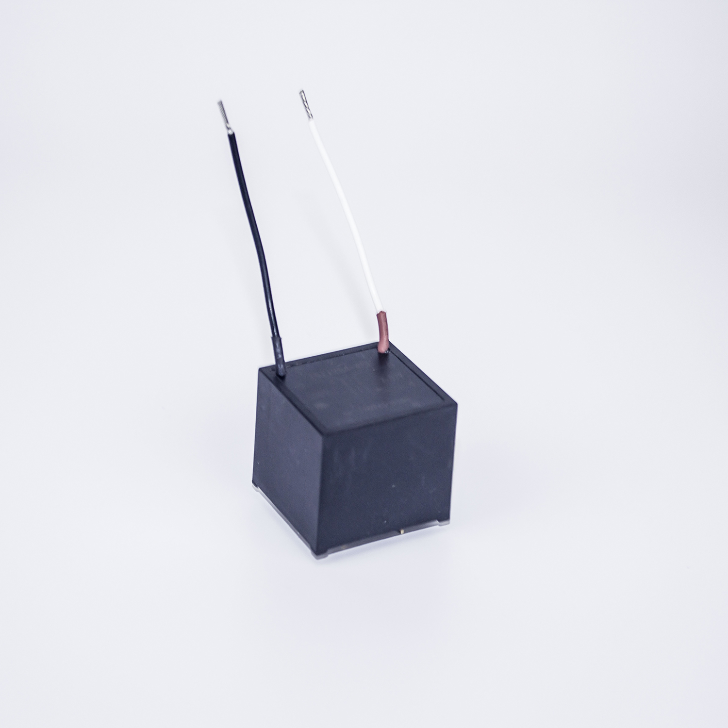 继电保护用电压互感器